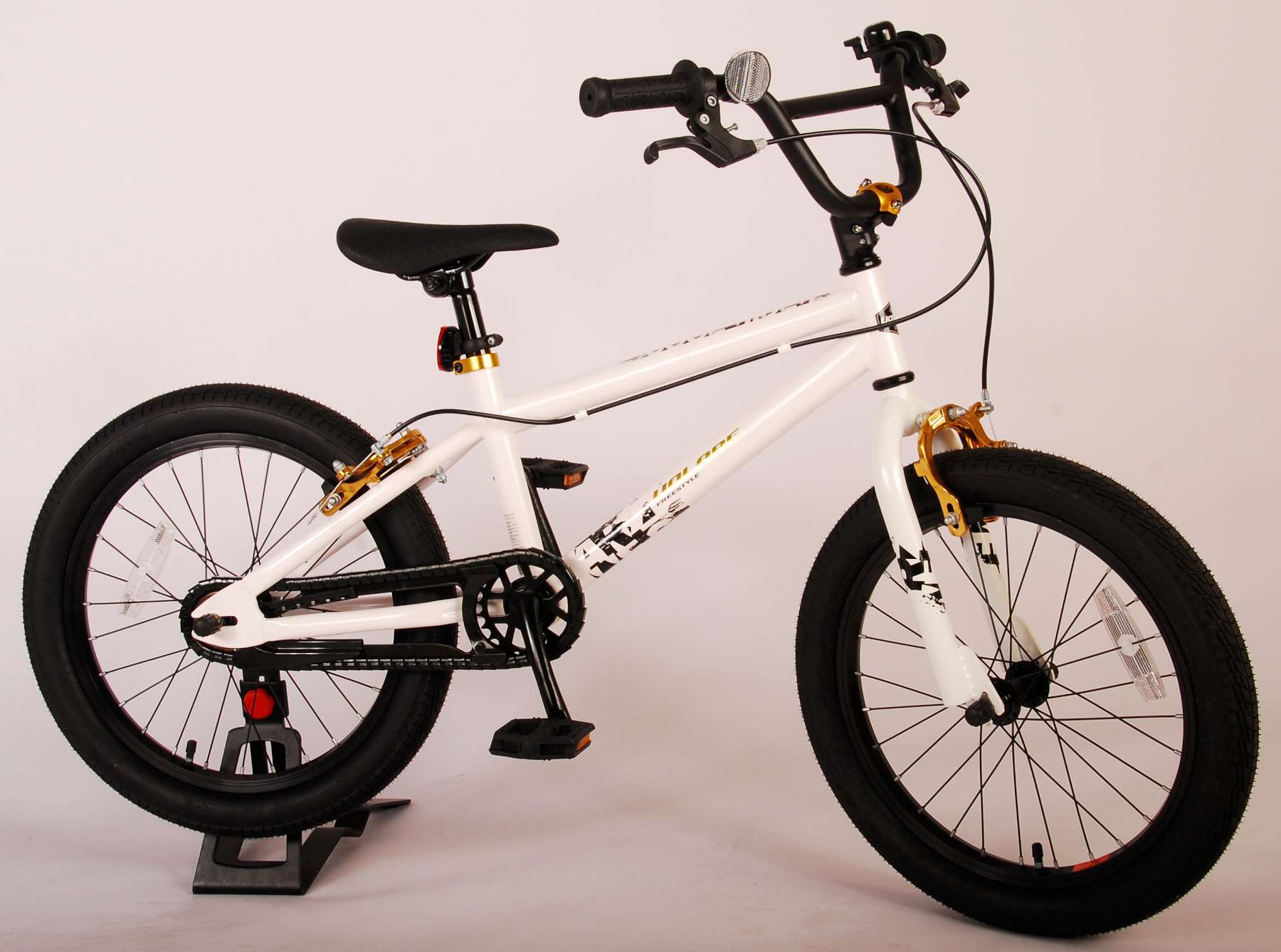 Revere16 Freestyle BMX Vélo pour enfants, garçons et filles, cadre et  fourche en aluminium léger, roues d'entraînement à dégagement rapide sans  outils, facile à conduire, nappe d'huile : : Sports et Plein