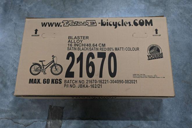 Volare Blaster Bicyclette pour enfants - Garçons - 16 pouces - Noir/Rouge - Prime Collection